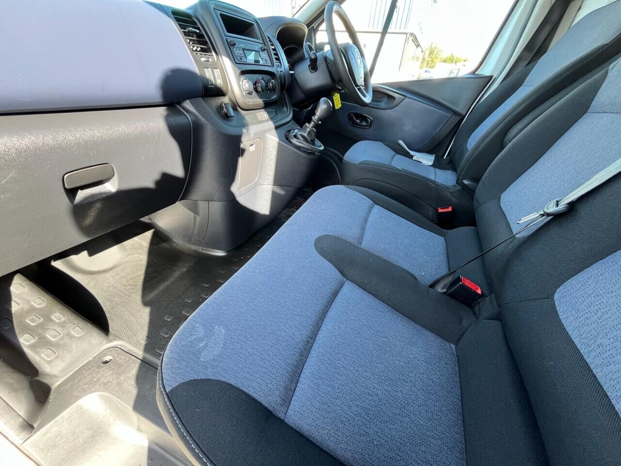 Used Vauxhall Vivaro for sale - 77753849: Photo 4