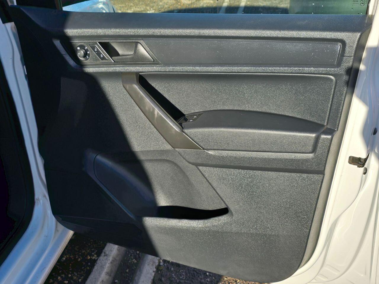 Used Volkswagen Caddy for sale - 76701737: Photo 15