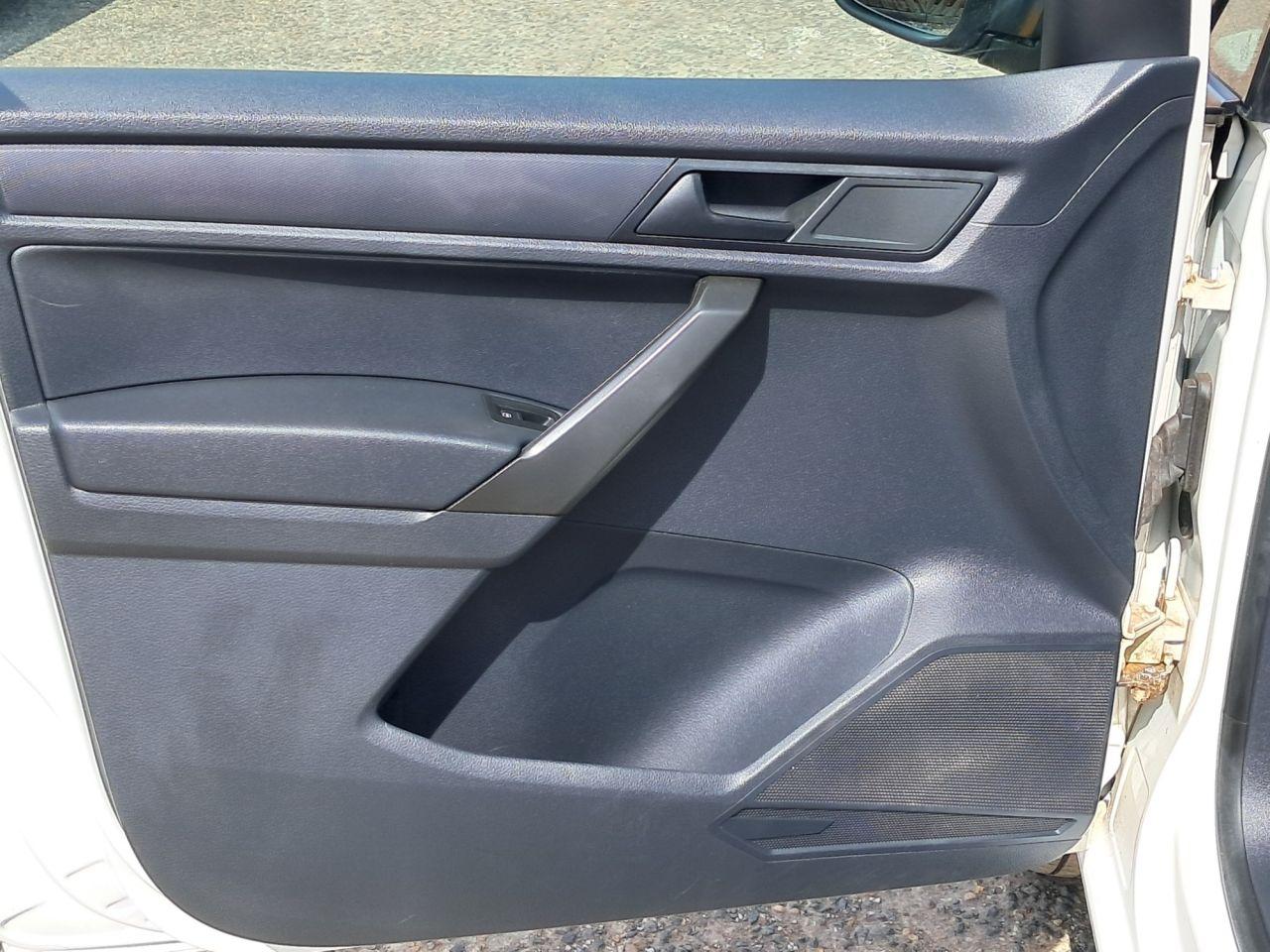 Used Volkswagen Caddy Maxi 2016 for sale - 76702297: Photo 12