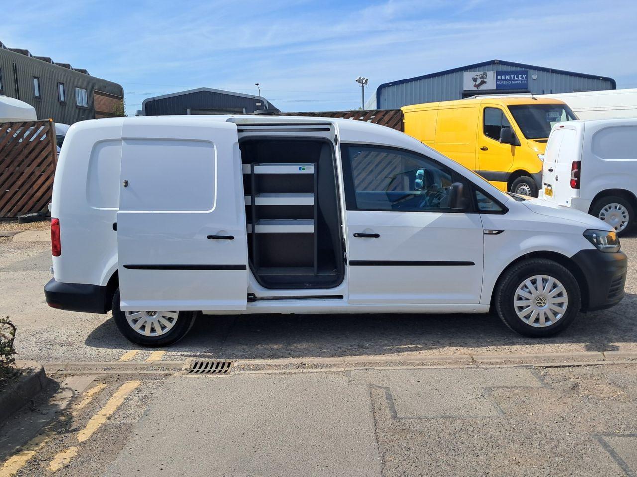 Used Volkswagen Caddy Maxi 2016 for sale - 76702297: Photo 5