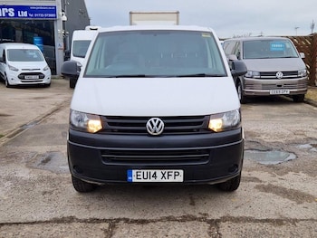Used Volkswagen Transporter 2014 for sale - 76702140: Photo