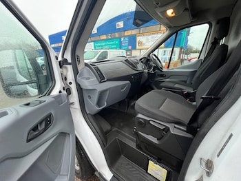 Used Ford Transit 2018 for sale - 77230512: Photo
