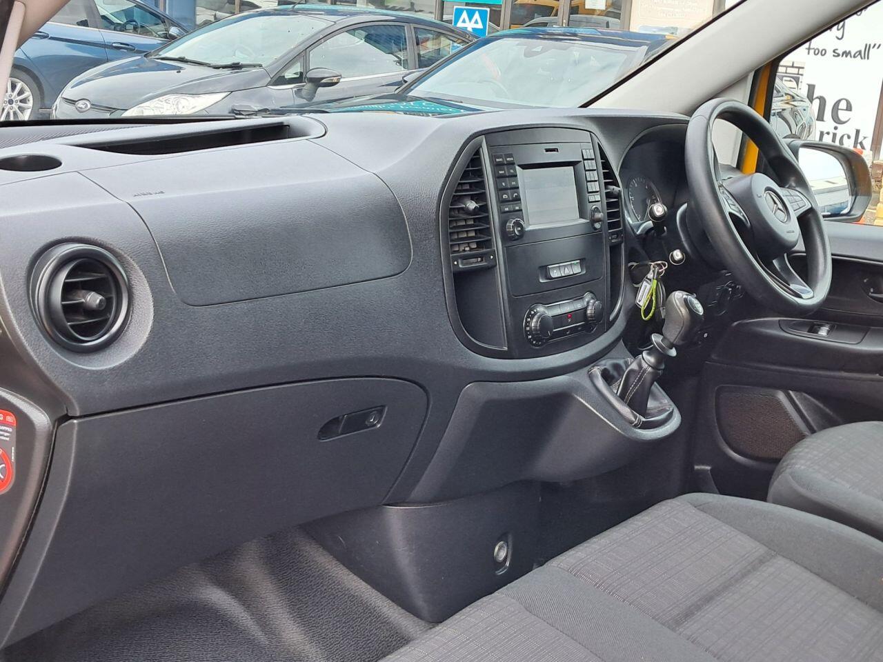 Used Mercedes-Benz Vito 2017 for sale - 76996385: Photo 13