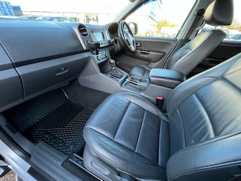 Used Volkswagen Amarok 2015 for sale - 78573665: Photo
