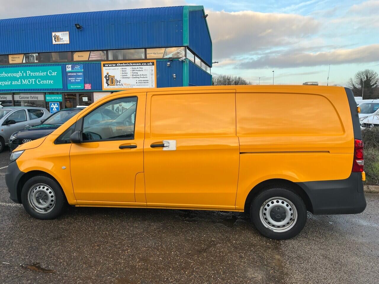 Used Mercedes-Benz Vito 2021 for sale - 77190746: Photo 4