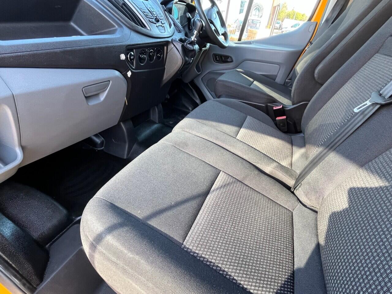 Used Ford Transit for sale - 78057670: Photo 4