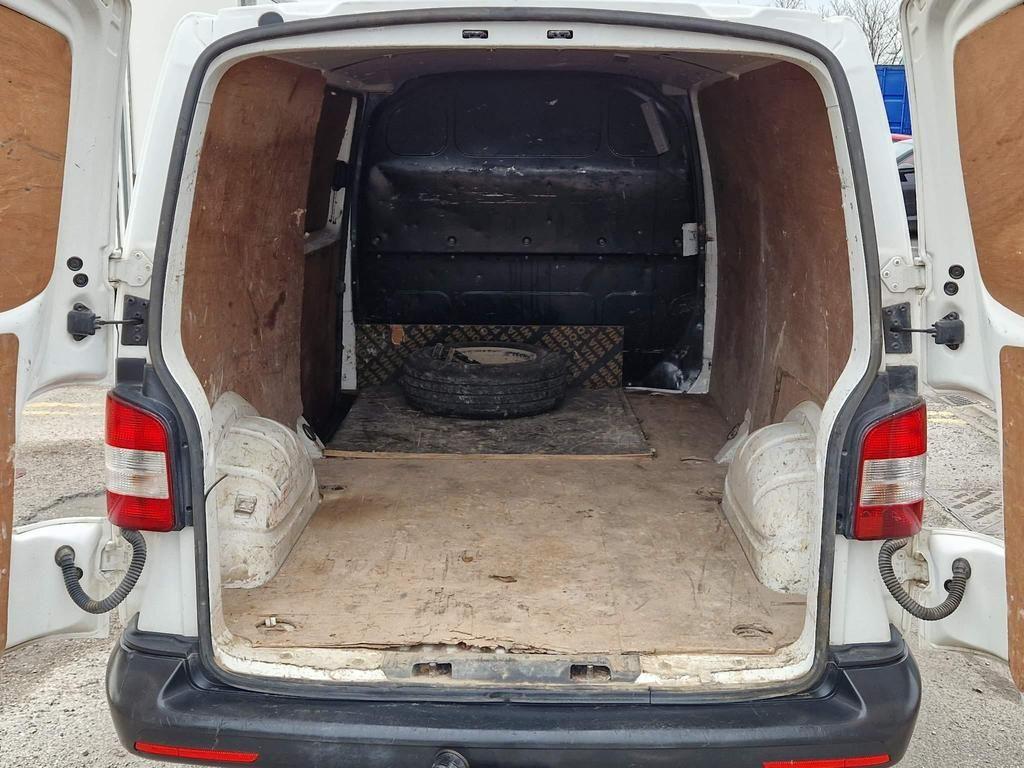 Used Volkswagen Transporter 2014 for sale - 77144539: Photo 9