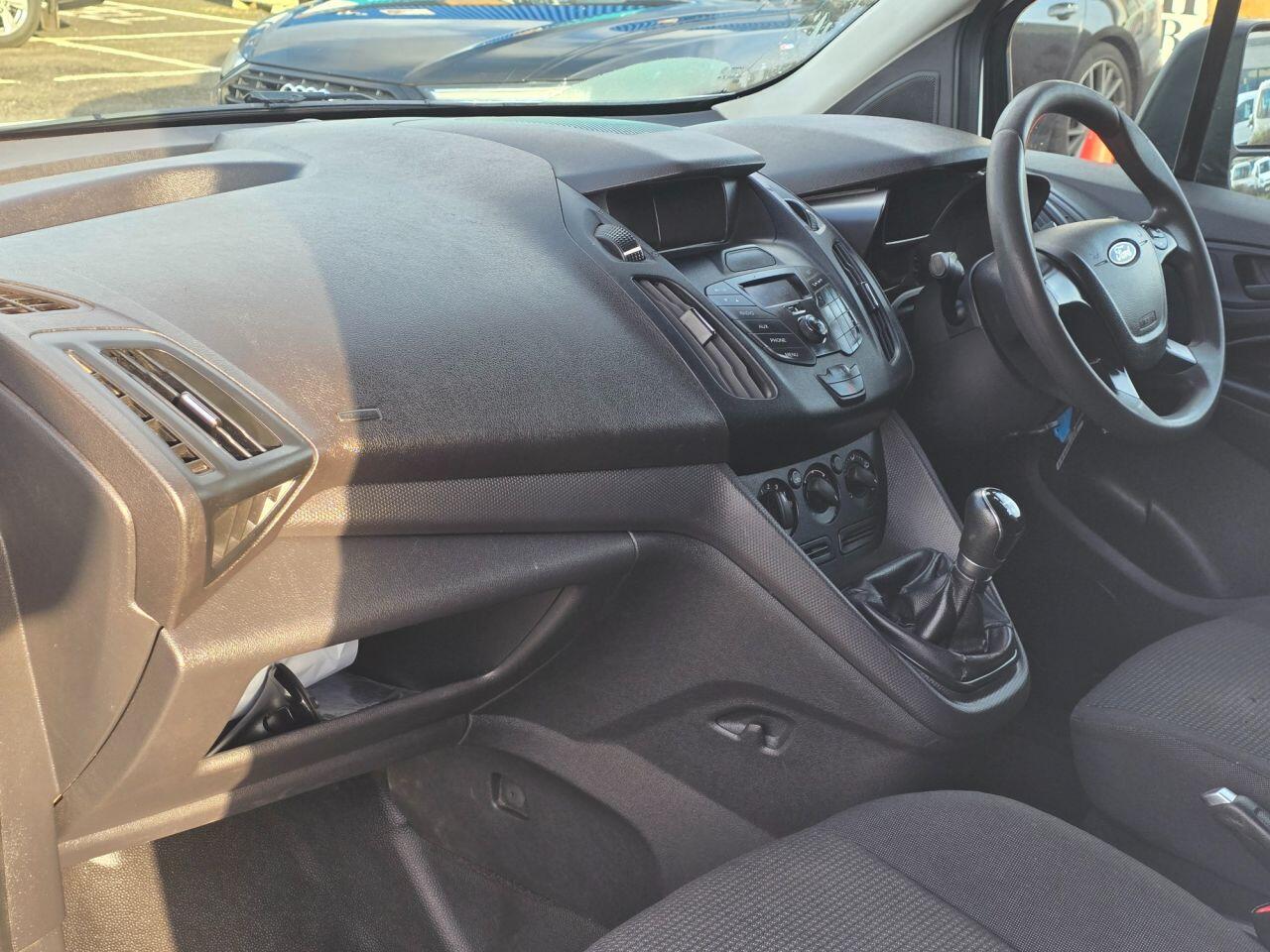 Used Ford Transit Connect 2017 for sale - 76913141: Photo 14