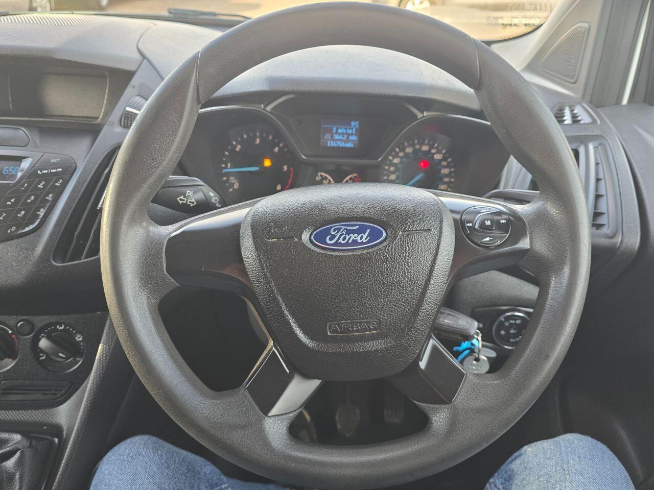 Used Ford Transit Connect 2017 for sale - 76913141: Photo 19