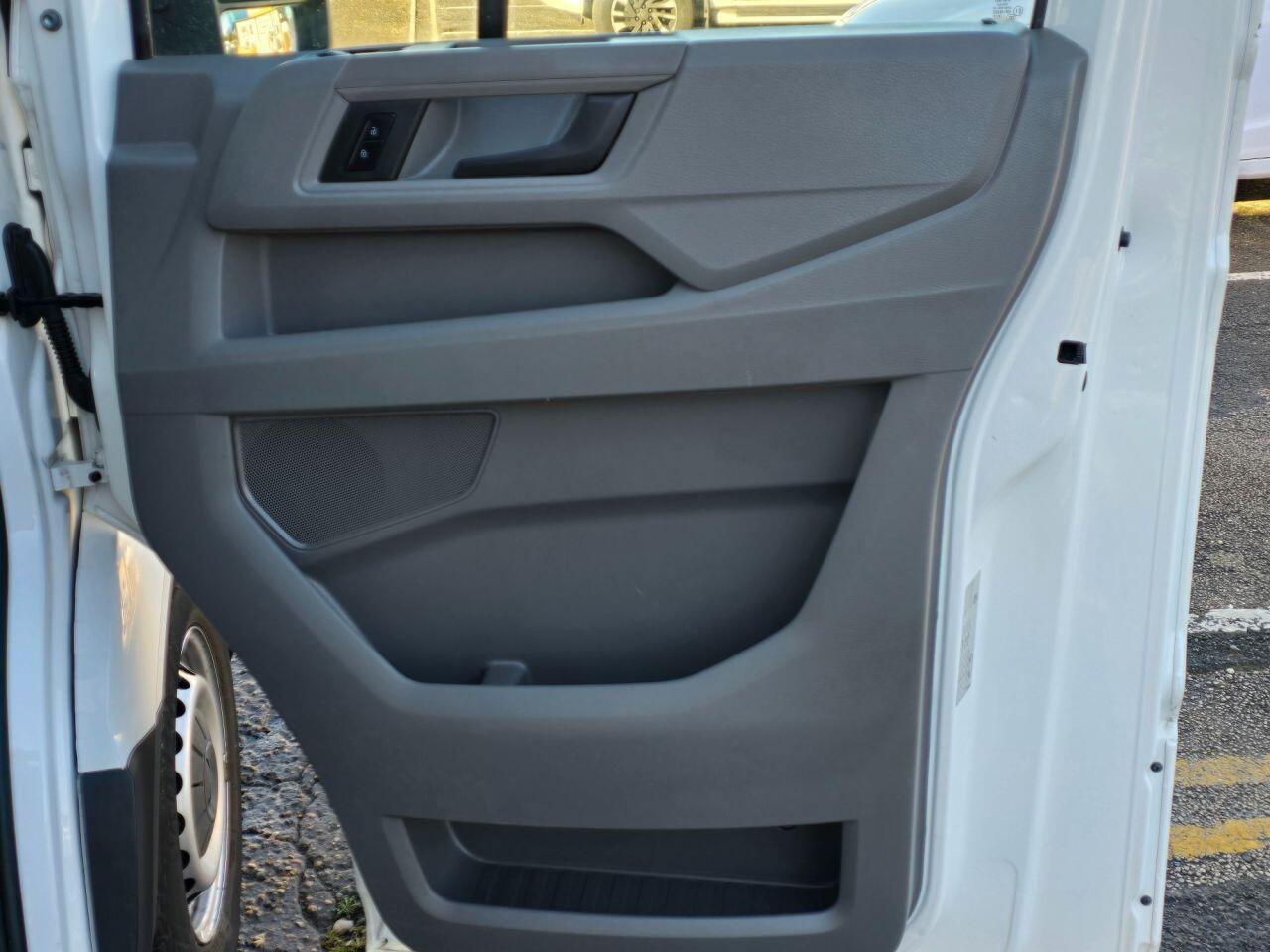 Used Volkswagen Crafter 2018 for sale - 77279370: Photo 15