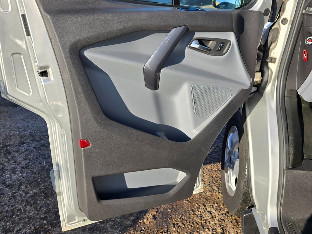 Used Ford Transit Custom 2015 for sale - 76558754: Photo 11