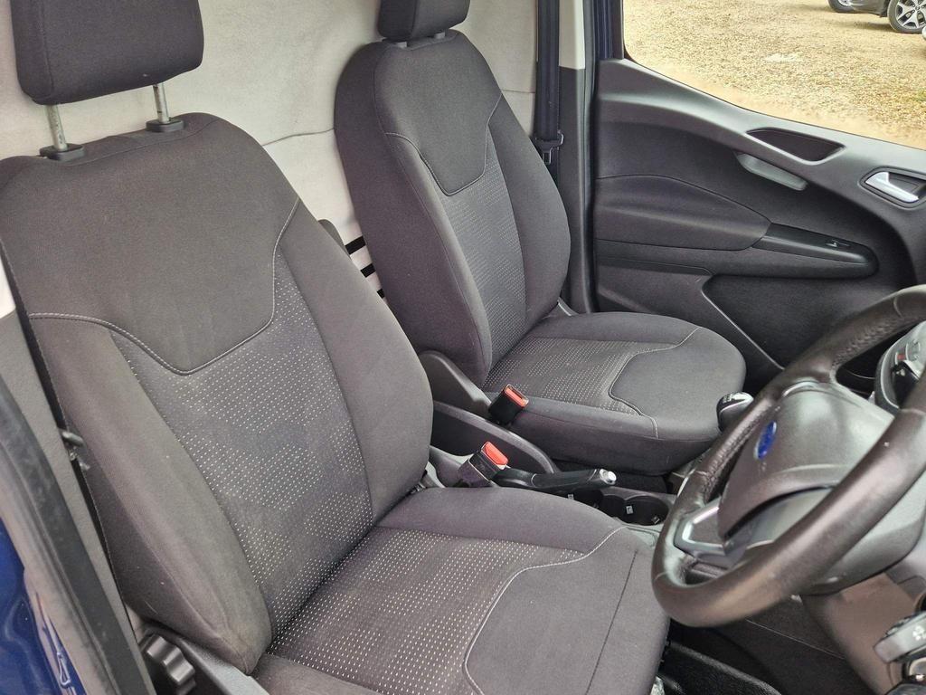 Used Ford Transit Courier 2019 for sale - 76993958: Photo 23
