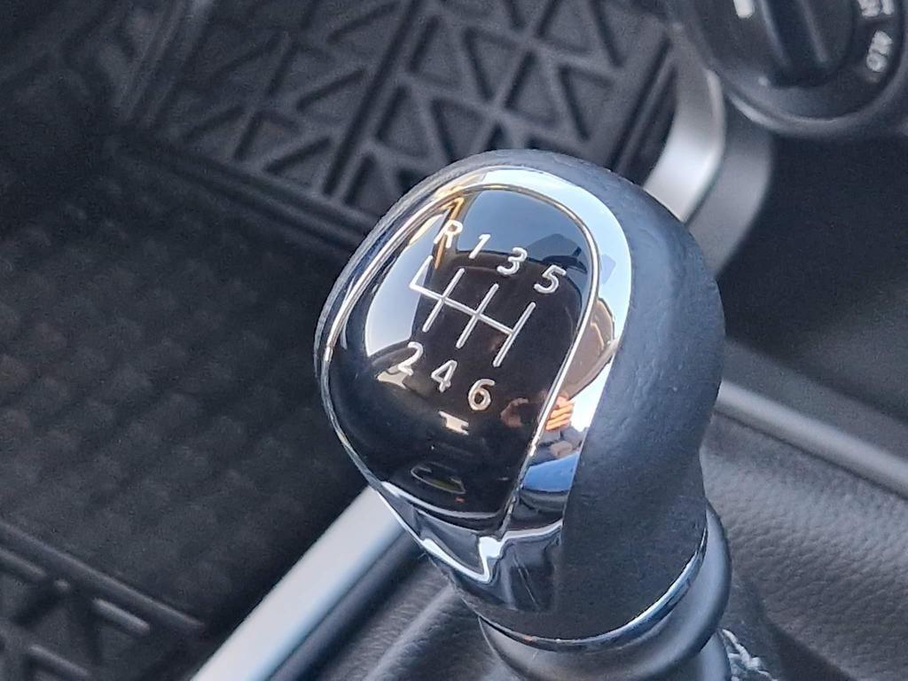 Used Nissan Navara 2020 for sale - 76987873: Photo 40