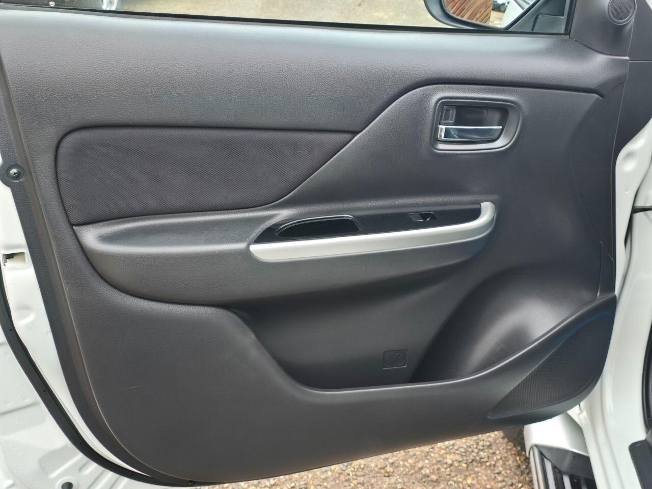 Used Mitsubishi L200 2020 for sale - 77057415: Photo 12