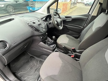 Used Ford Transit Courier 2016 for sale - 79213223: Photo