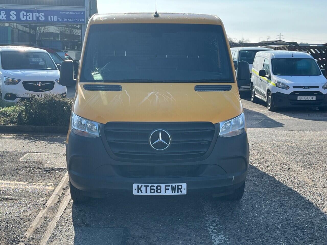 Used Mercedes-Benz Sprinter for sale - 77977629: Photo 2