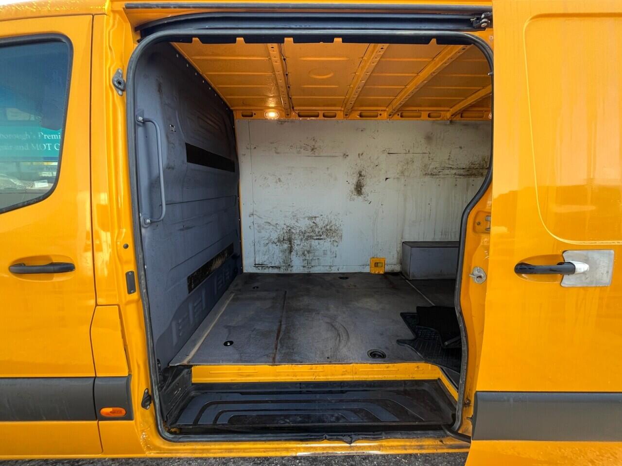 Used Mercedes-Benz Sprinter for sale - 77977629: Photo 5