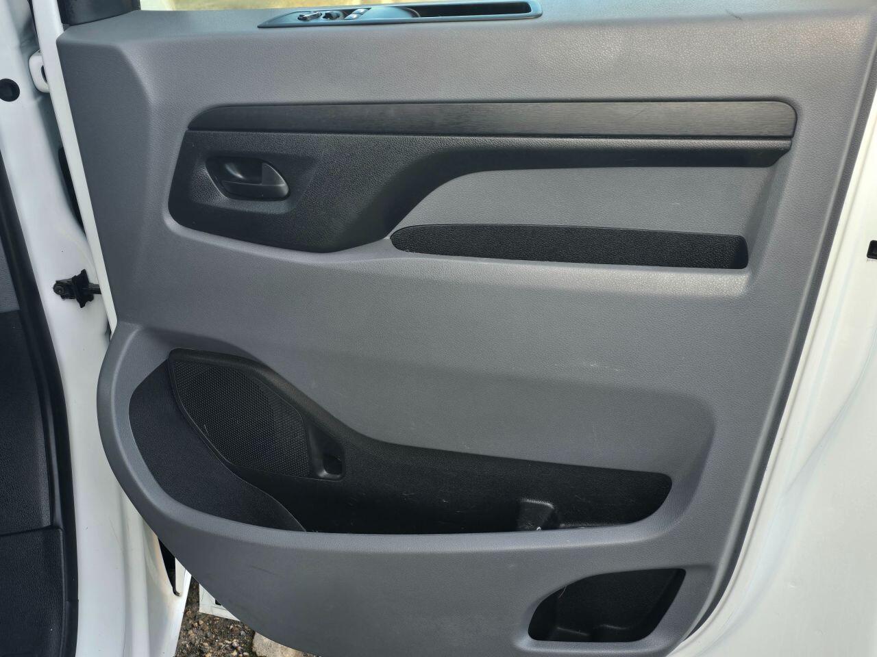 Used Vauxhall Vivaro 2021 for sale - 76714680: Photo 15