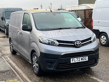Toyota ProAce feature image