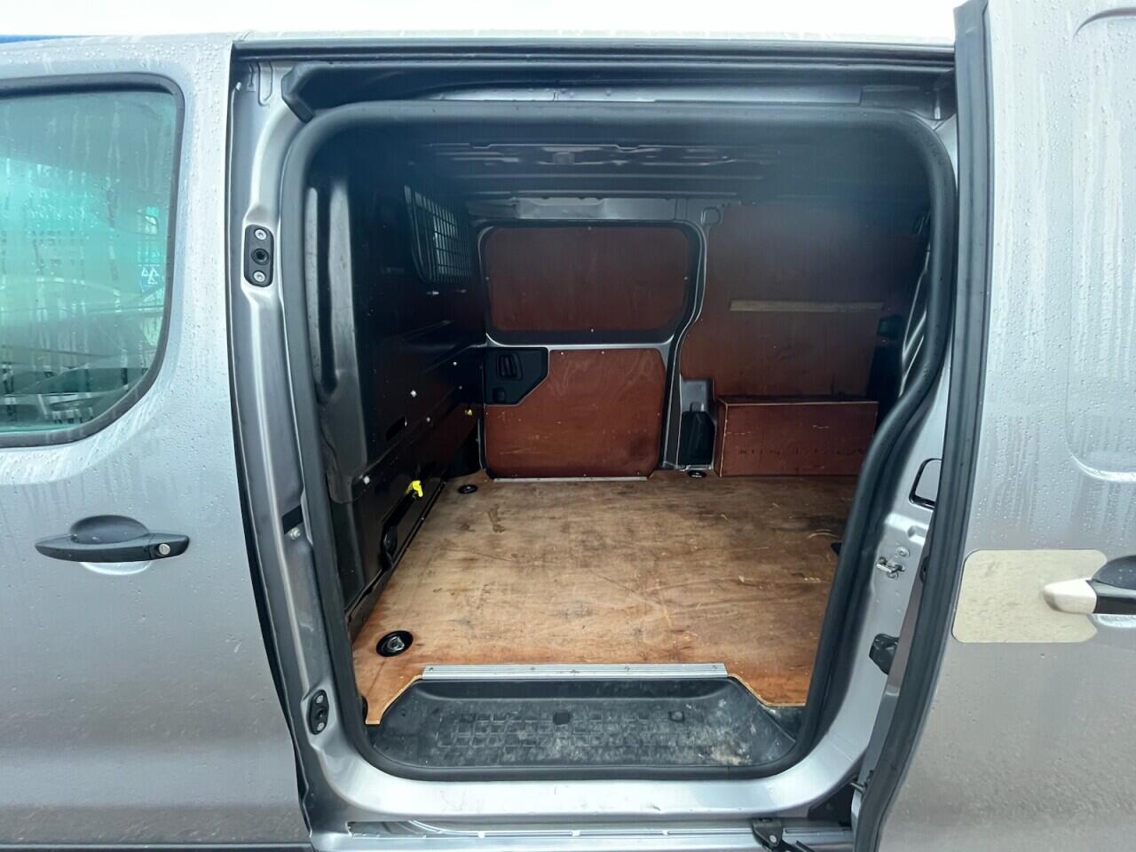 Used Toyota ProAce 2022 for sale - 77456304: Photo 5