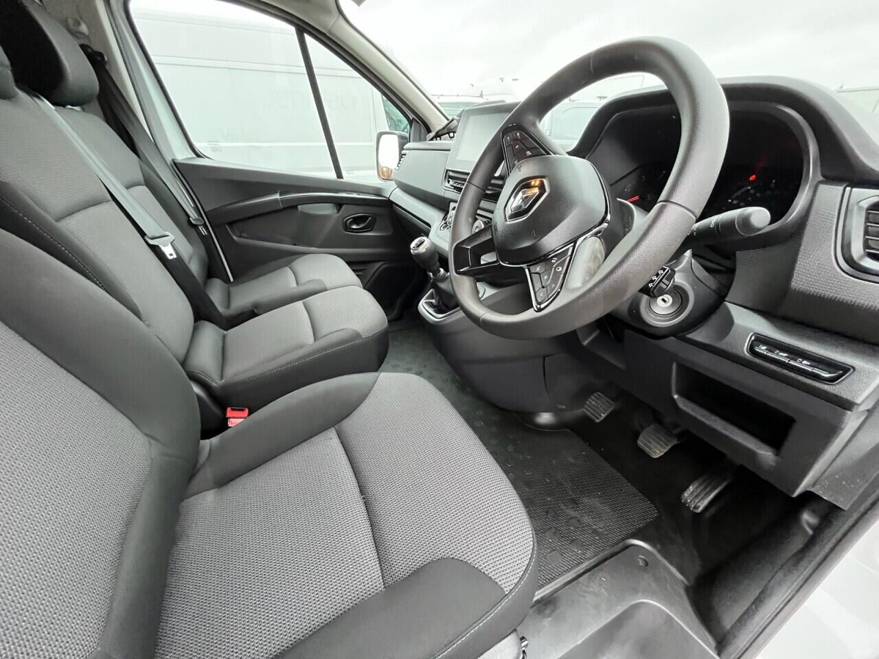 Used Renault Trafic 2024 for sale - 77454817: Photo 12