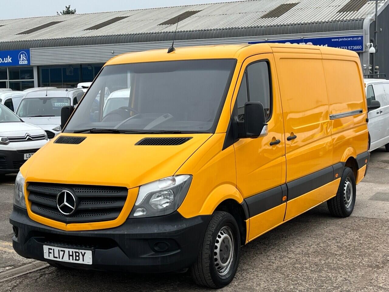 Used Mercedes-Benz Sprinter 2017 for sale - 77808843: Photo 3