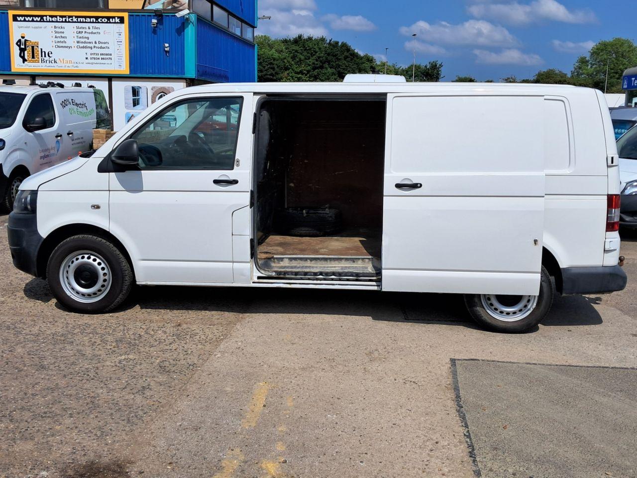 Used Volkswagen Transporter 2014 for sale - 76701424: Photo 10