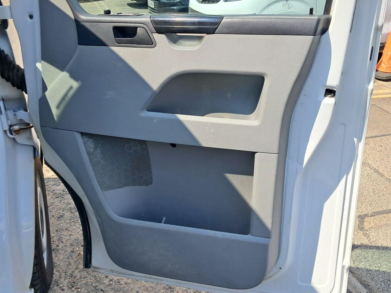 Used Volkswagen Transporter 2014 for sale - 76701424: Photo 14