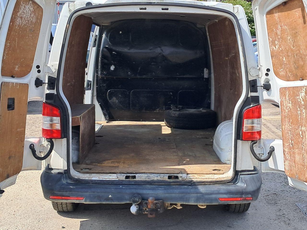 Used Volkswagen Transporter 2014 for sale - 76701424: Photo 8