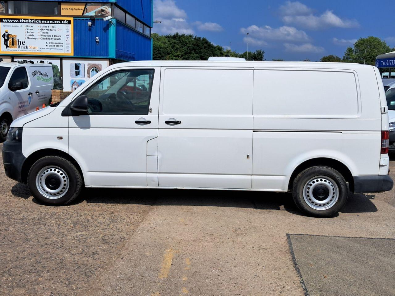 Used Volkswagen Transporter 2014 for sale - 76701424: Photo 9