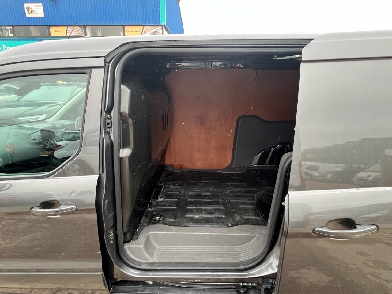 Used Ford Transit Connect 2018 for sale - 77696552: Photo 5