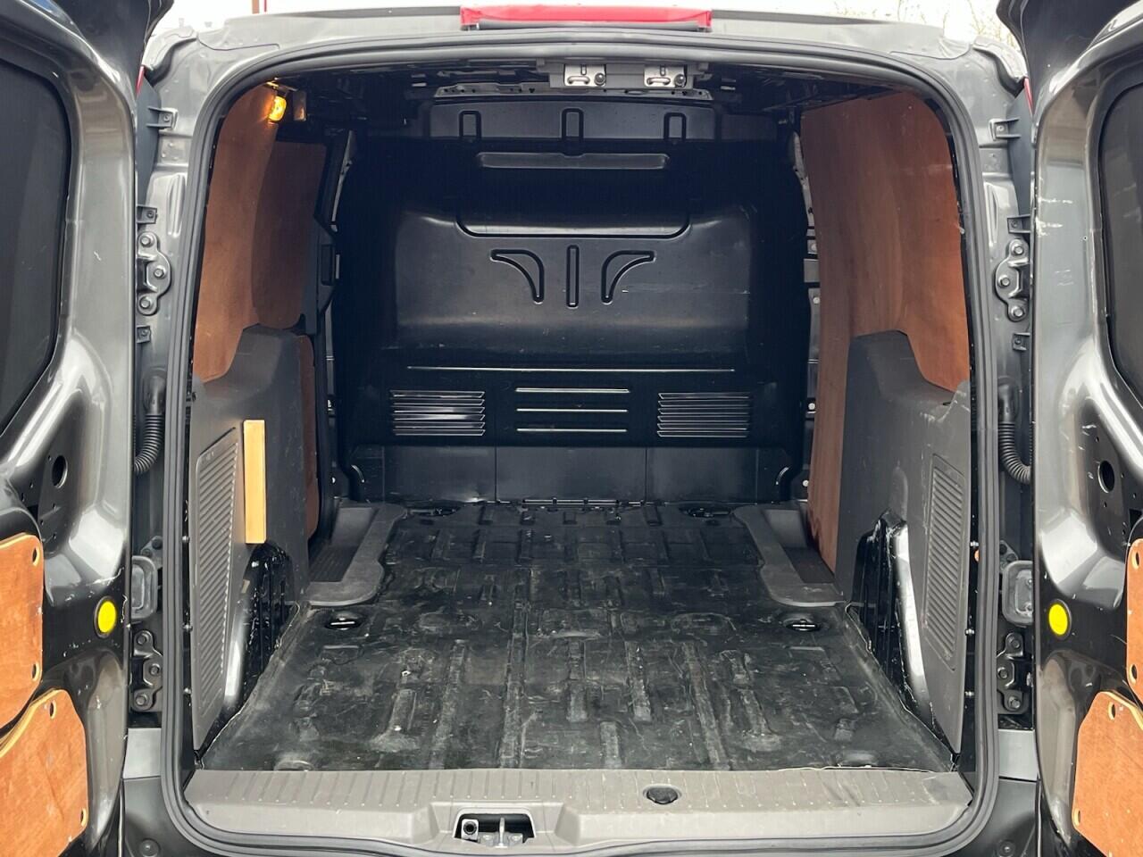 Used Ford Transit Connect 2018 for sale - 77696552: Photo 9