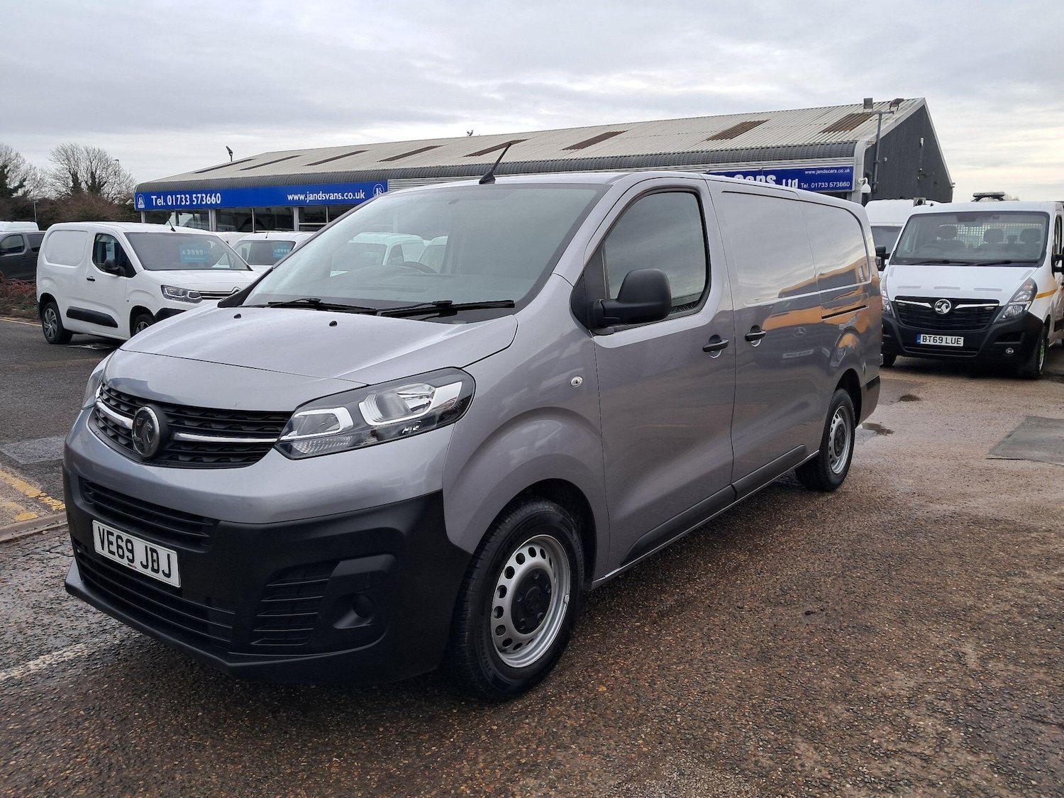 Used Vauxhall Vivaro 2019 for sale - 76975730: Photo 4