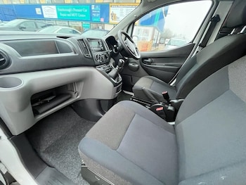 Used Nissan NV200 2018 for sale - 77455087: Photo