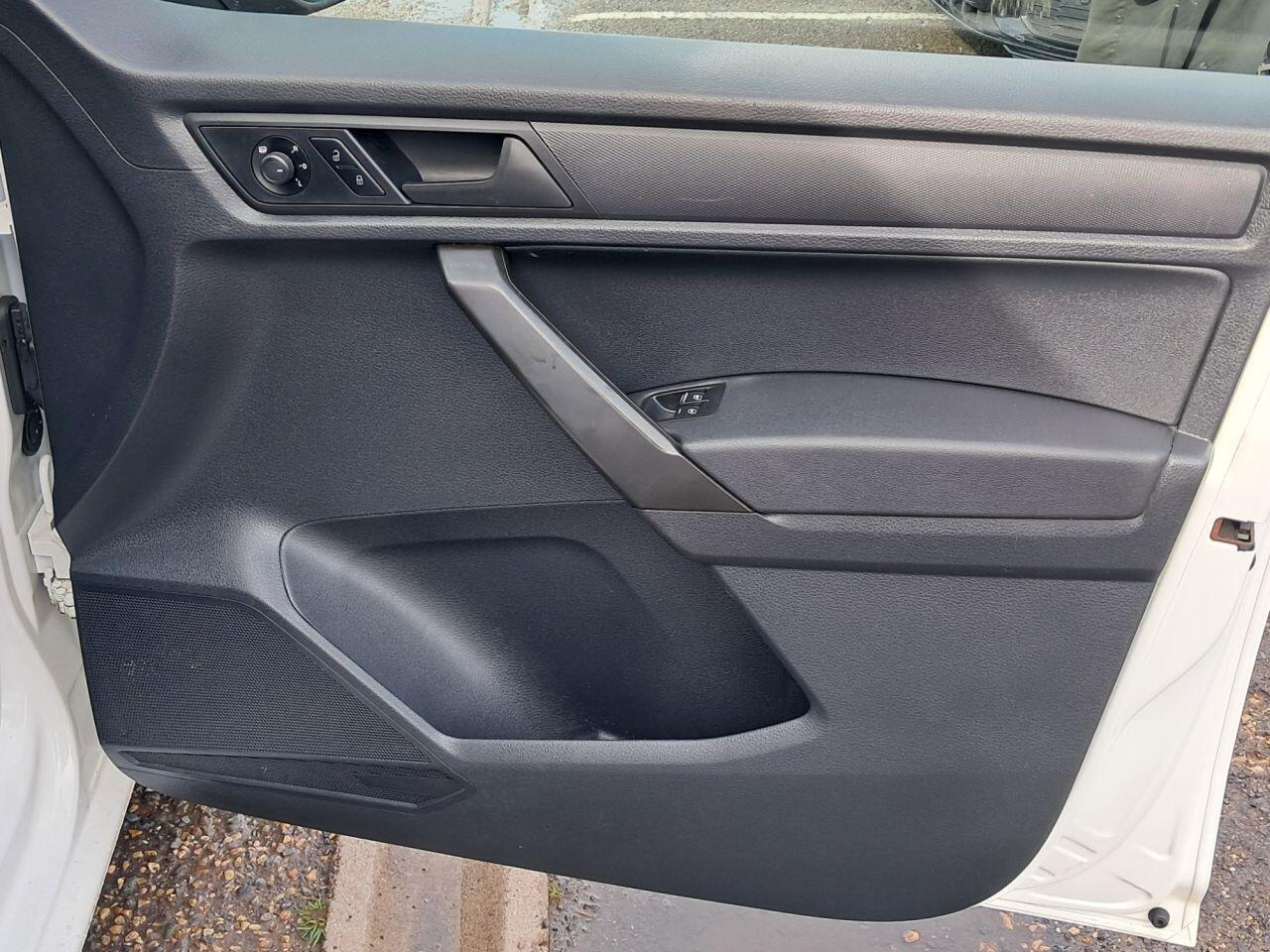 Used Volkswagen Caddy for sale - 76702174: Photo 14