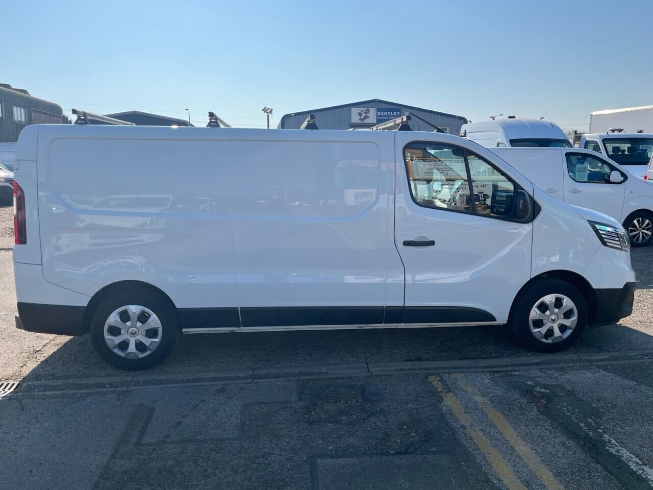 Used Renault Trafic 2022 for sale - 77958108: Photo 11