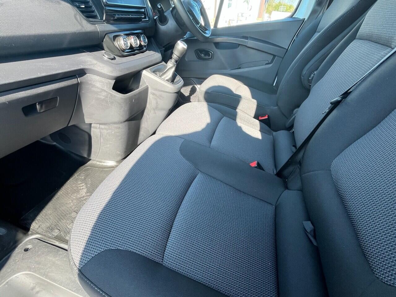 Used Renault Trafic 2022 for sale - 77958108: Photo 4