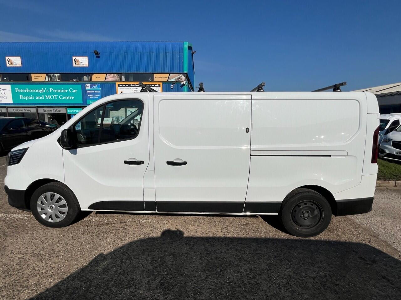 Used Renault Trafic 2022 for sale - 77958108: Photo 6