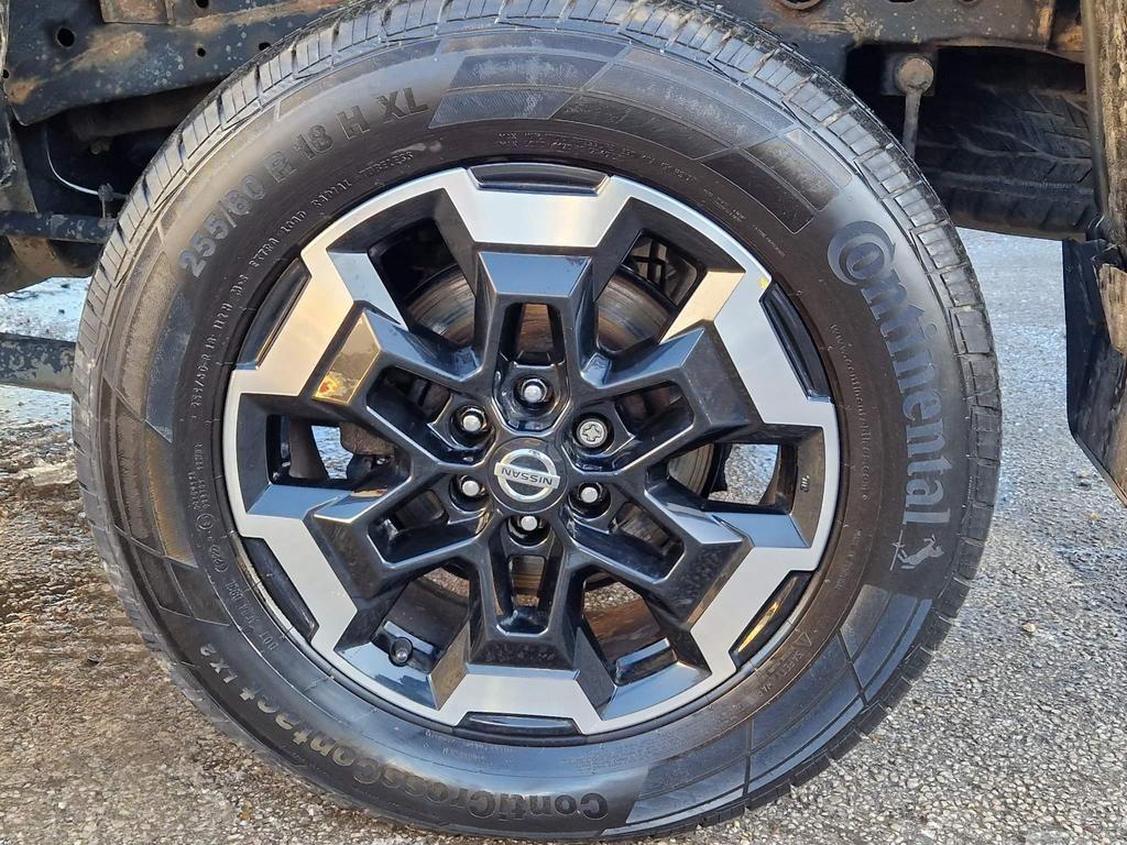 Used Nissan Navara 2020 for sale - 76701430: Photo 18