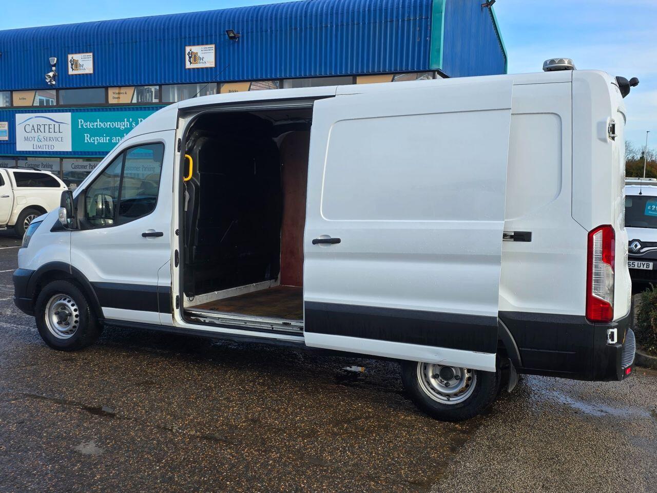 Used Ford Transit 2020 for sale - 76701017: Photo 10