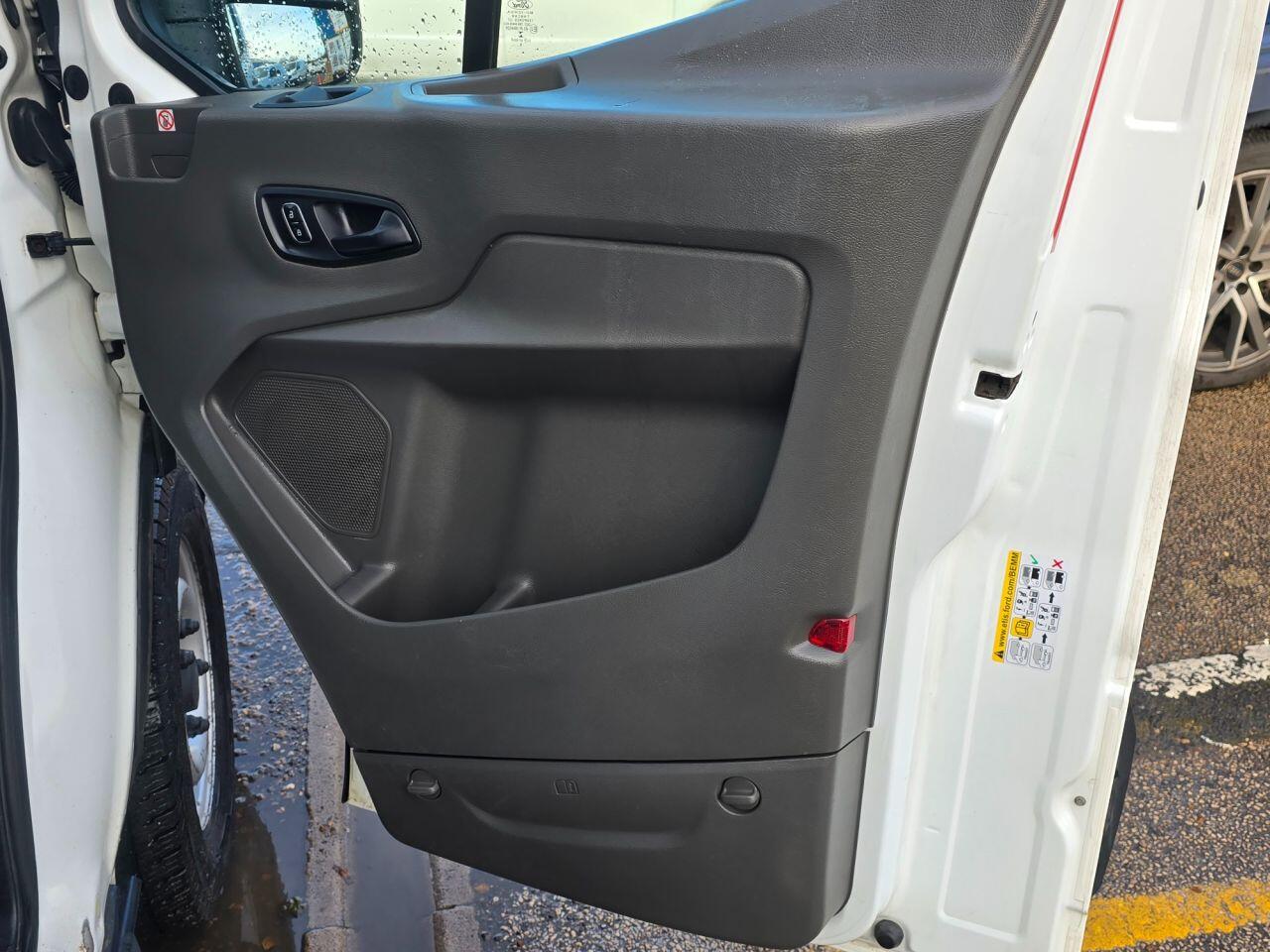 Used Ford Transit 2020 for sale - 76701017: Photo 14