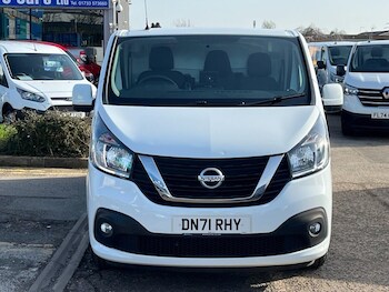 Used Nissan NV300 2021 for sale - 77671350: Photo