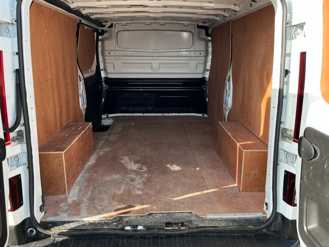 Used Nissan NV300 for sale - 77671350: Photo 9