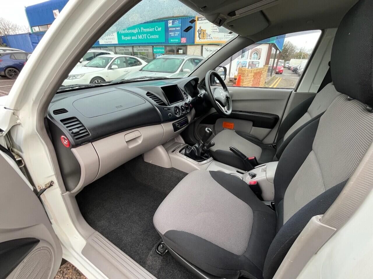 Used Mitsubishi L200 2012 for sale - 77155261: Photo 13