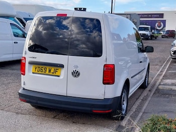 Used Volkswagen Caddy 2019 for sale - 76996390: Photo