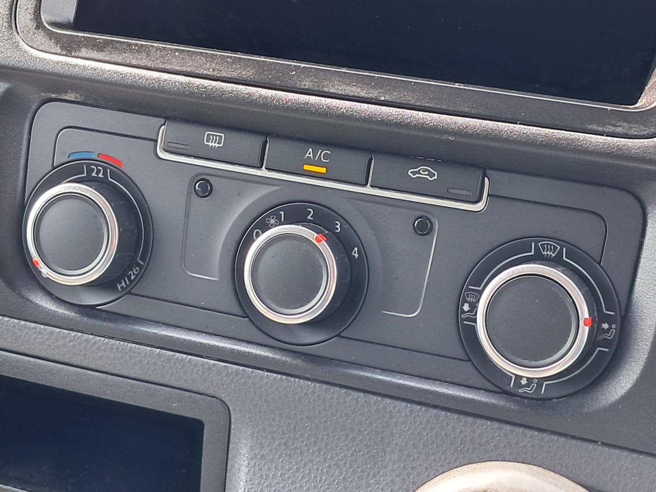 Used Volkswagen Transporter 2014 for sale - 76701225: Photo 22