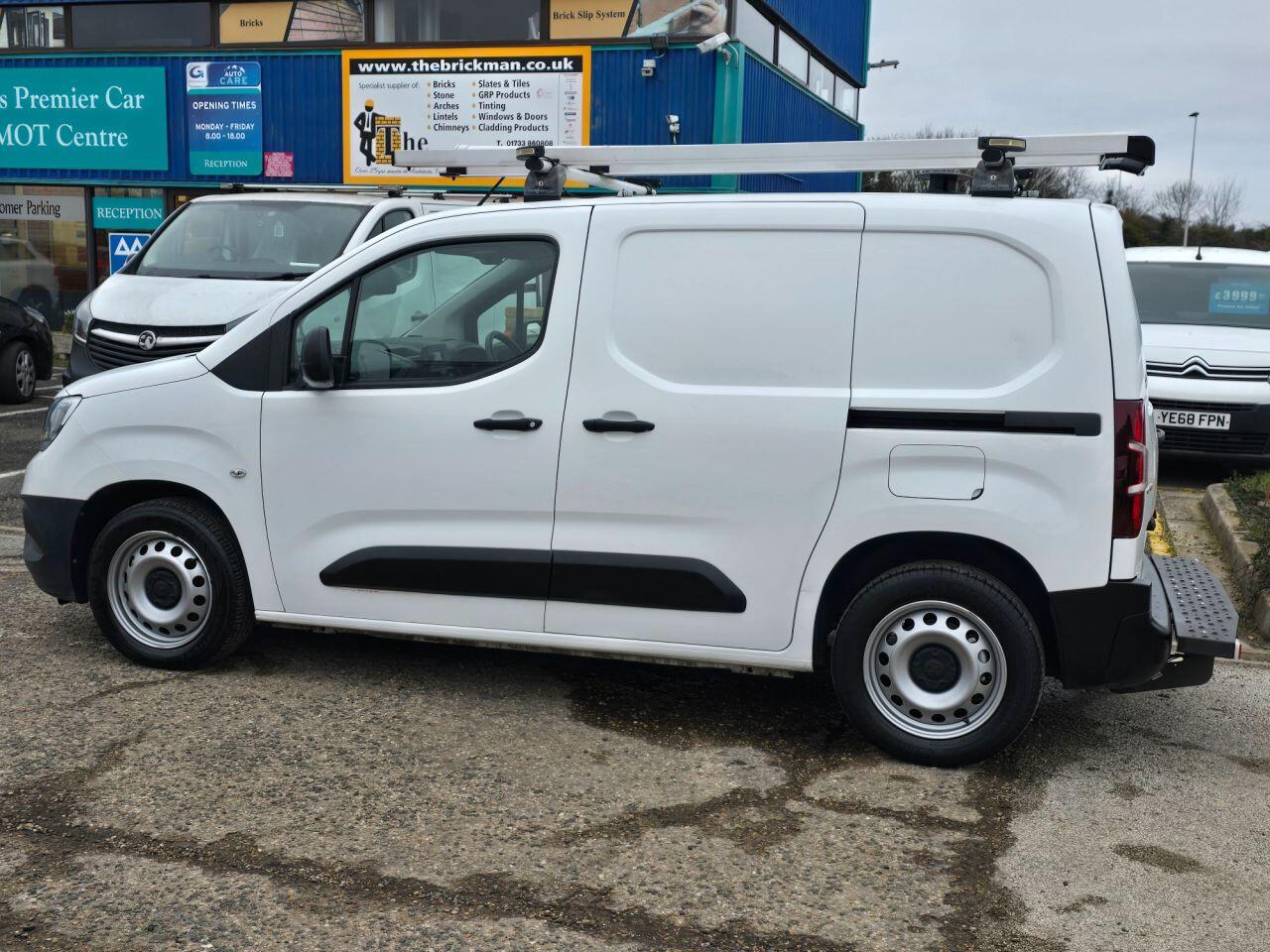 Used Vauxhall Combo 2019 for sale - 77066524: Photo 11