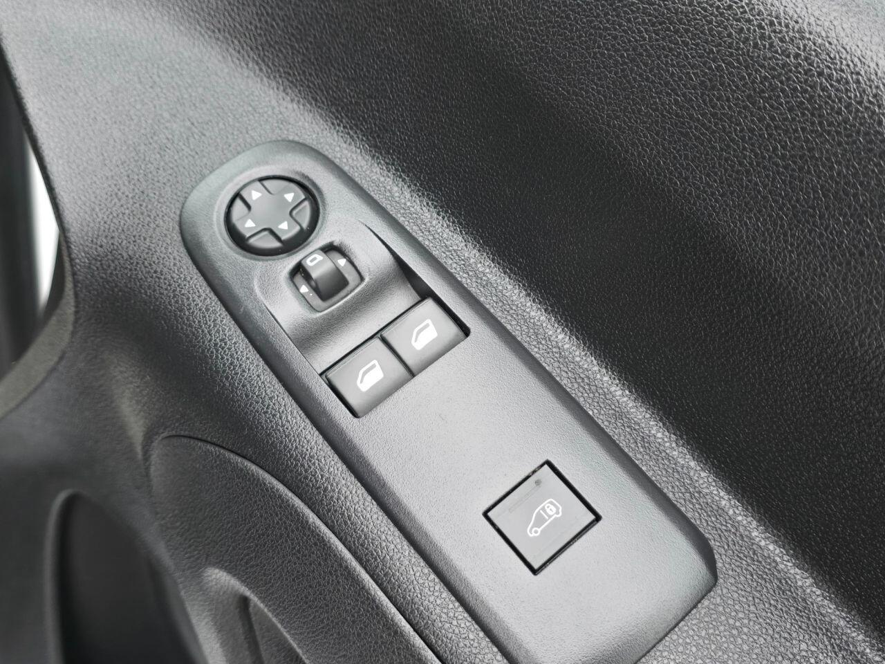 Used Vauxhall Combo 2019 for sale - 77066524: Photo 19