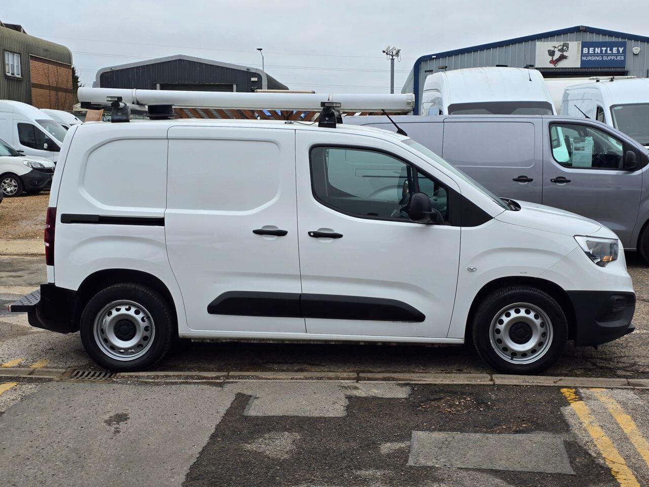 Used Vauxhall Combo 2019 for sale - 77066524: Photo 4