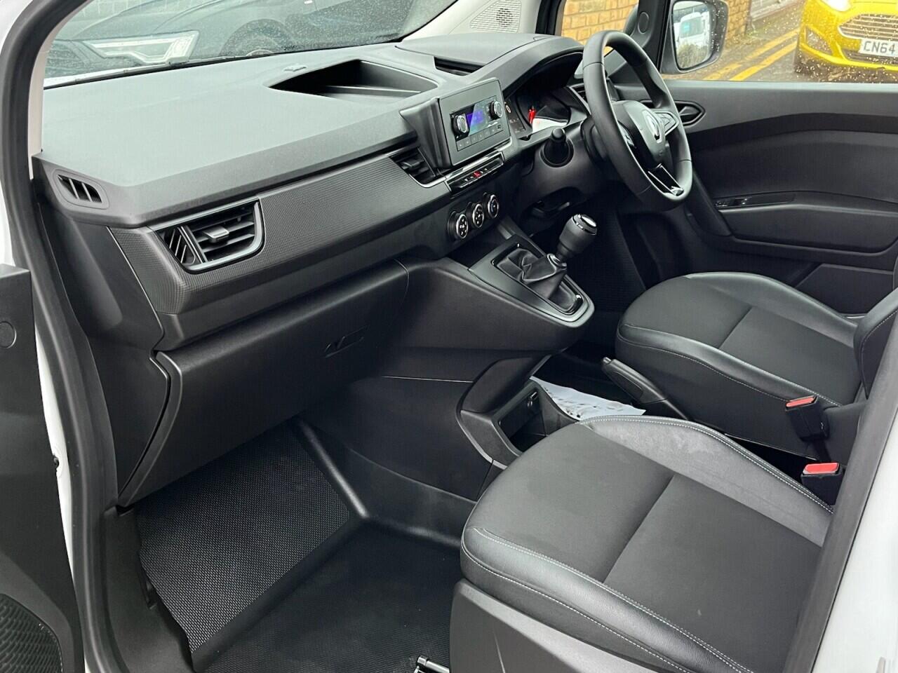 Used Renault Kangoo 2023 for sale - 77216119: Photo 14